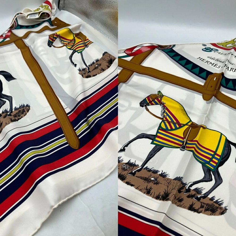 HERMES Black Scarf - Picture 3 of 8
